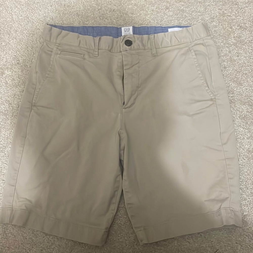 Gap mens 31 shorts